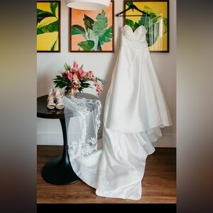 Strapless, satin wedding dress size 12-14